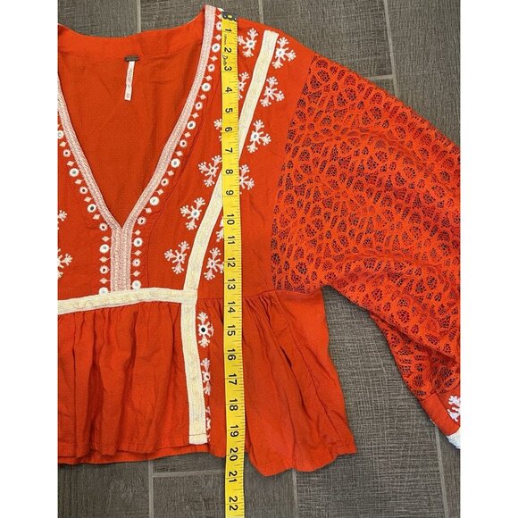 Free People Blouse boogie all night Size XS Crop top Embroidery Lace Red V Neck - Picture 8 of 16